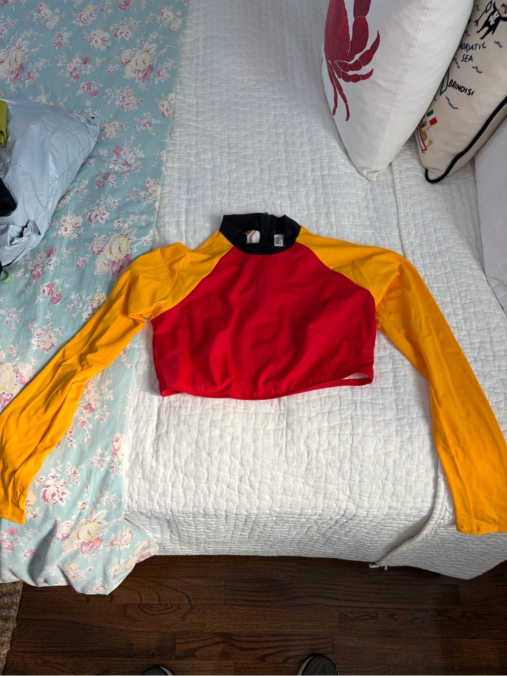 Solid & Striped Colorblock Long Sleeve Surf Swim Crop Top Size L